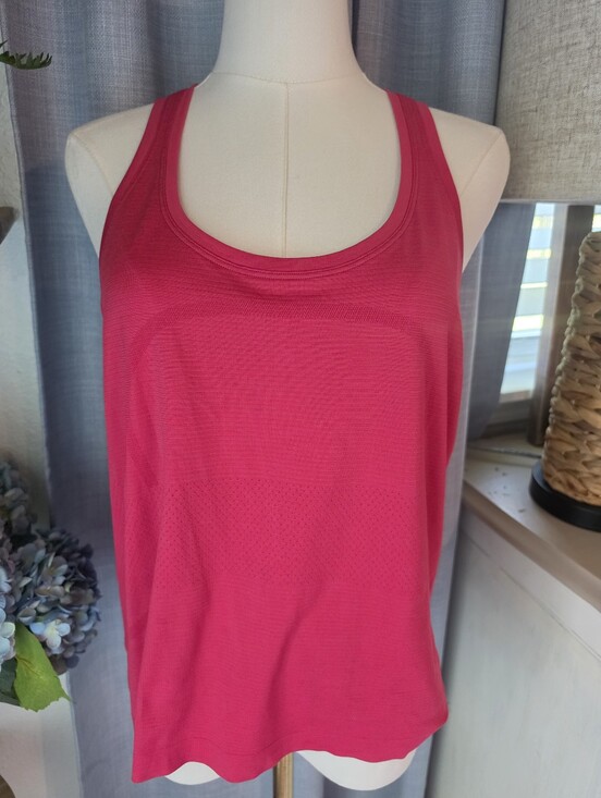 lululemon athletica Tops - Lululemon Swifty Tech